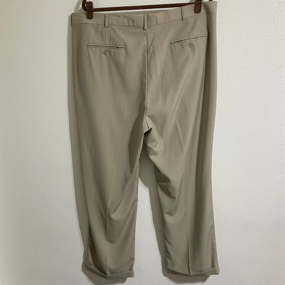 PreLoved, RBM Platinum 42x30 “Tan” Men's Pleated w/Cuffed Leg Dress Pant (T42) - Picture 5 of 9